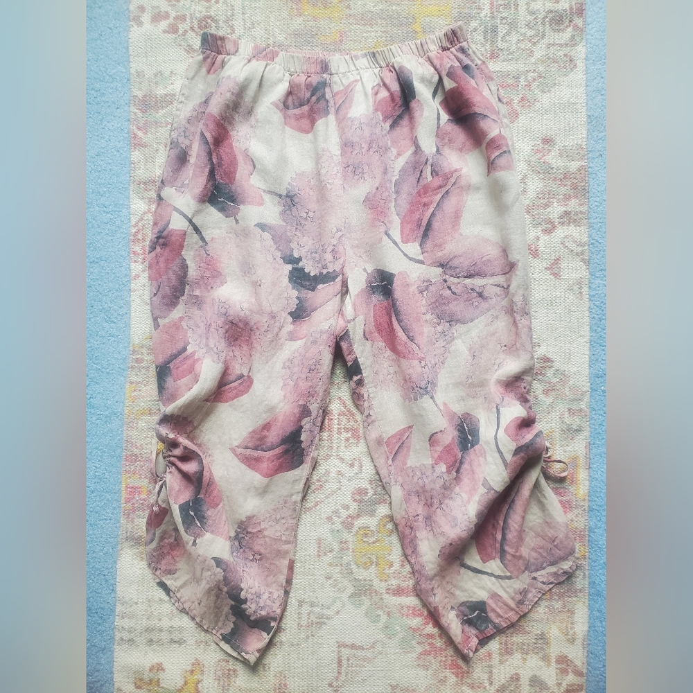 FLAX Mauve Floral Khaki Hydrangea Capri Ankle Pants Size M